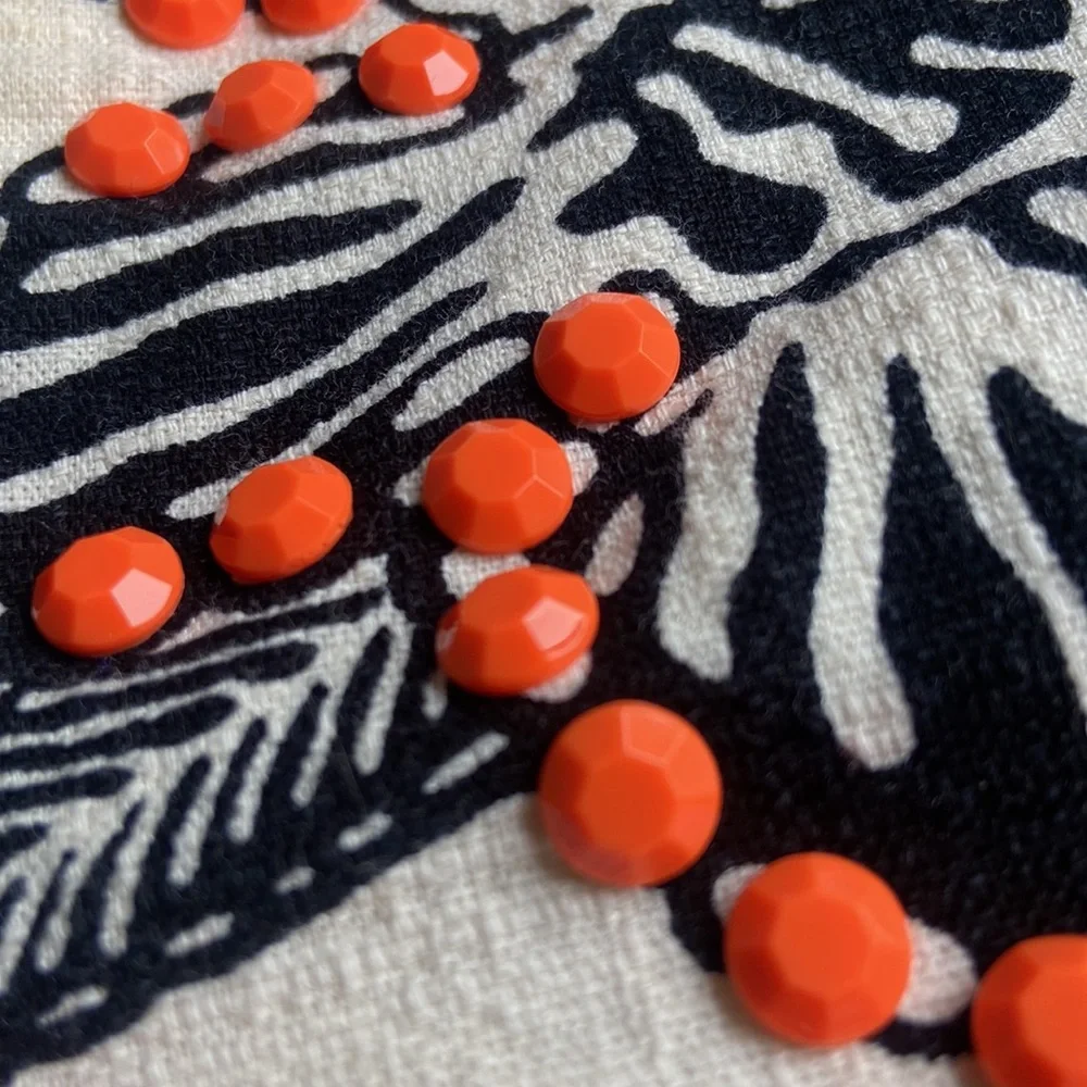 J. Crew beaded sleeveless top embellished structured tank spring vacation size 2 - Picture 16 of 16